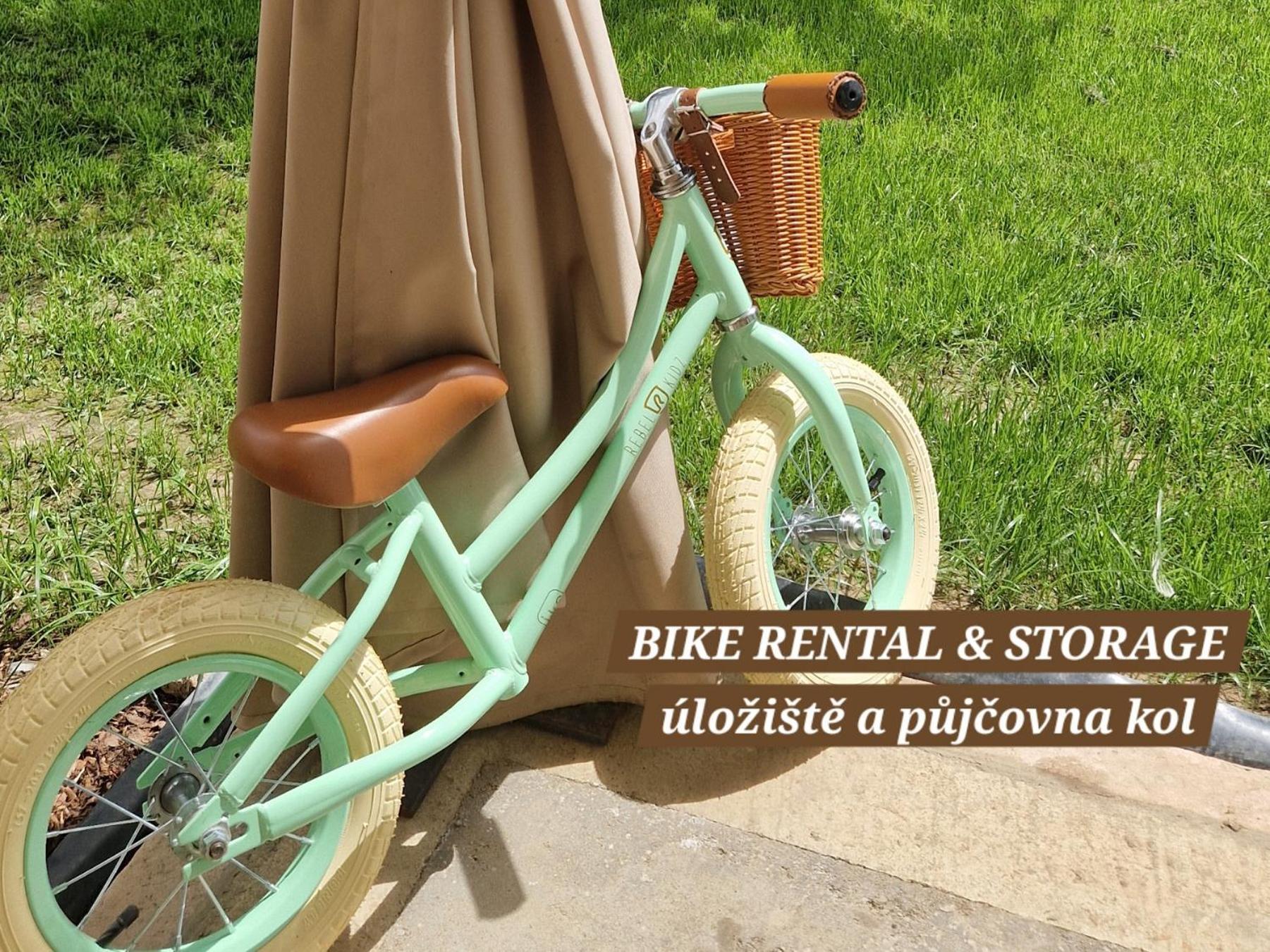 Villa Follemira Cz - Kitchen - Garden - Bike Storage Pencin 外观 照片